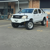 ON SPECIAL CLEARENCE STOCK RAZZ BAR BULLBAR AGRESSEVE EYES Suitable For Toyota Hilux 2005-2011