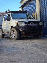 HILUX 05-11 N70 PREFACE RAZZBAR