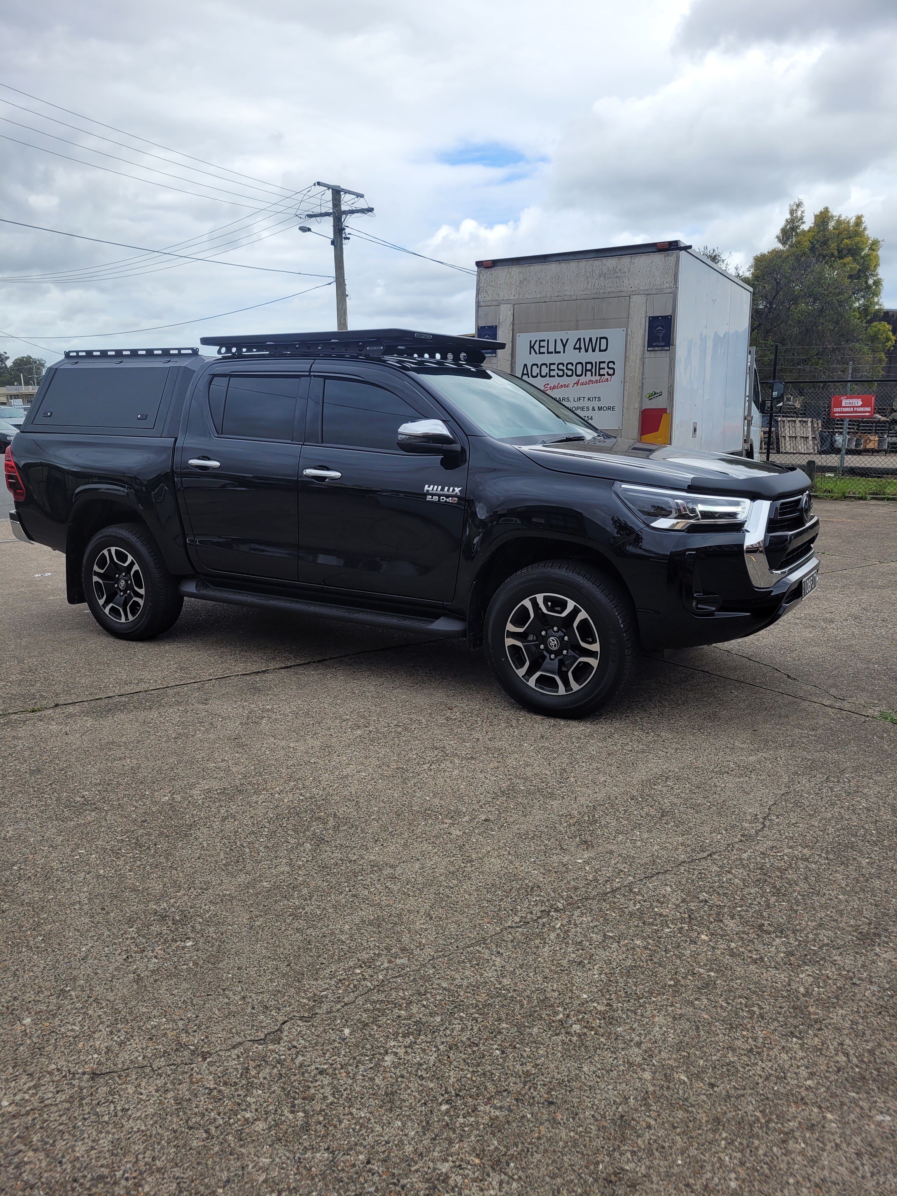 RENEGADE CANOPY HILUX SR &SR5 STEEL