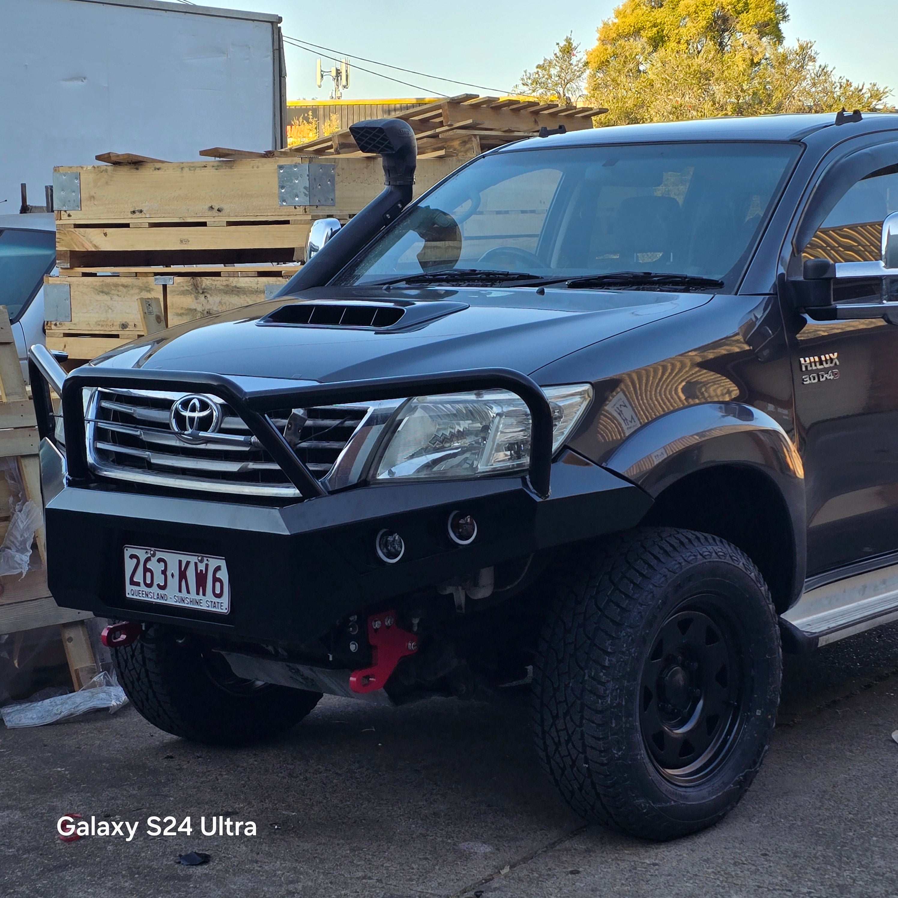 RAZZ BAR ANGRY EYES Suitable for Toyota Hilux 2011-2015 Face Lift IN STOCK