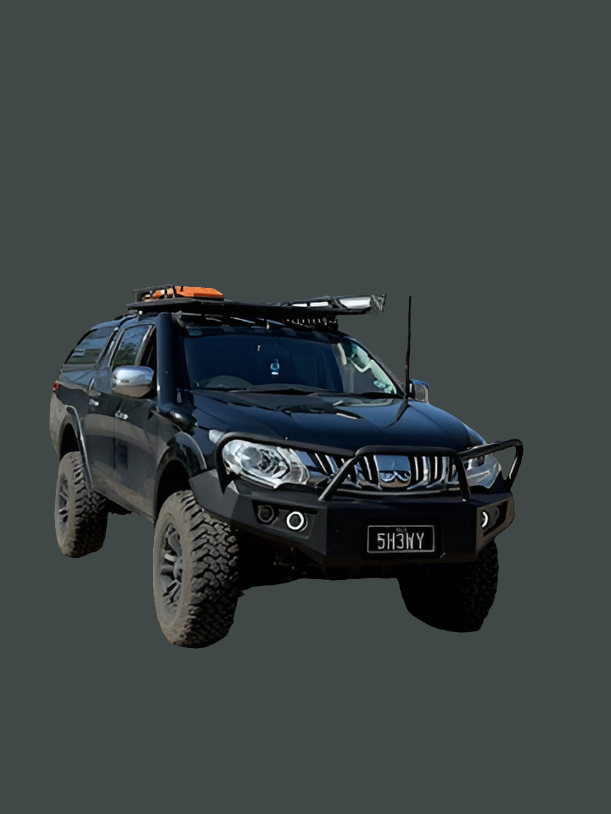 MQ TRITON RAZZBAR ANGRY EYES