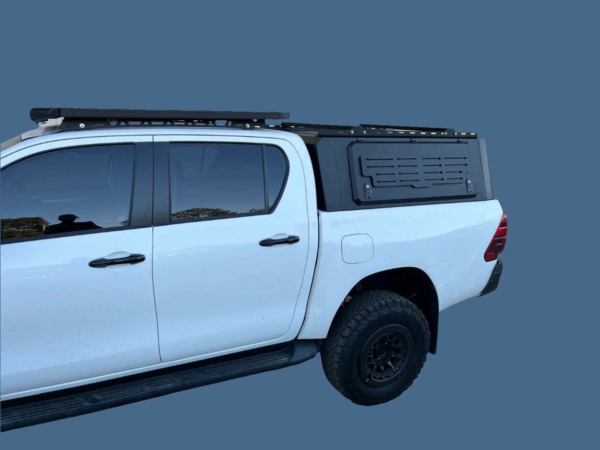 R-CAP RENEGADE CANOPY HILUX 05-24