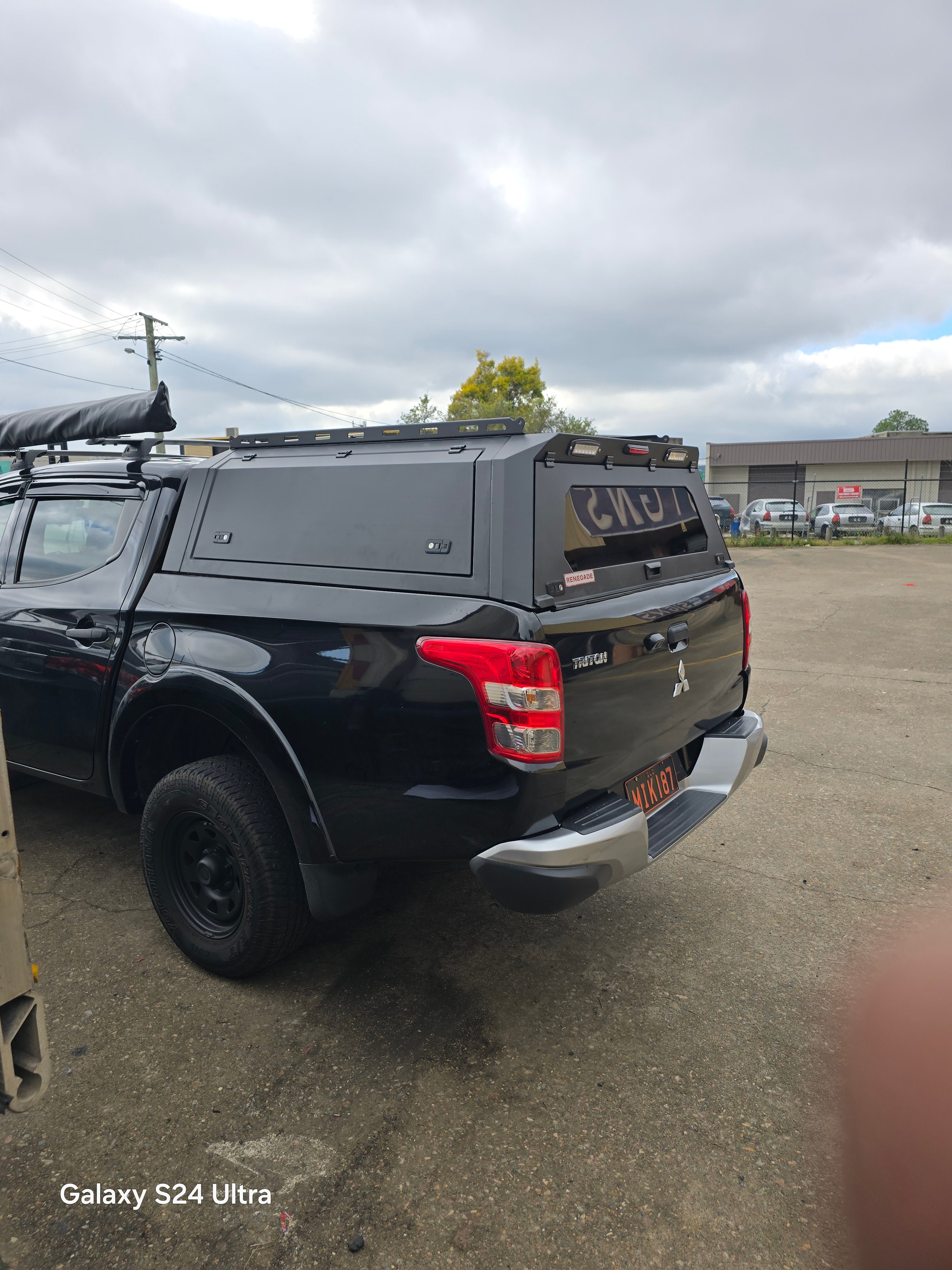 Mitsubishi Triton MQ & MR DUAL CABS