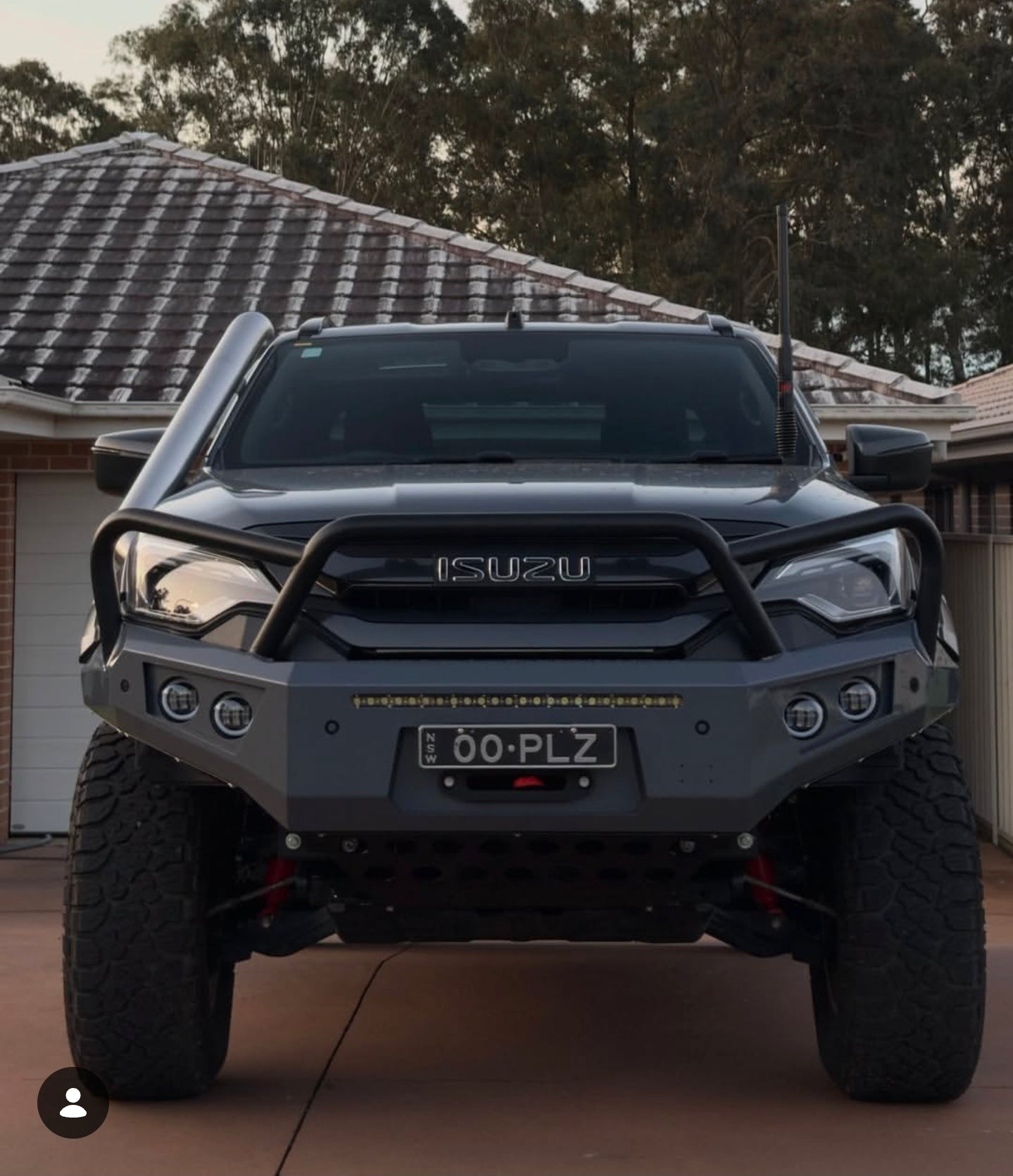 RAZZ BAR NEW DMAX ANGRY EYES FACELIFT LATE 2024+ IN STOCK ORDER NOW!!