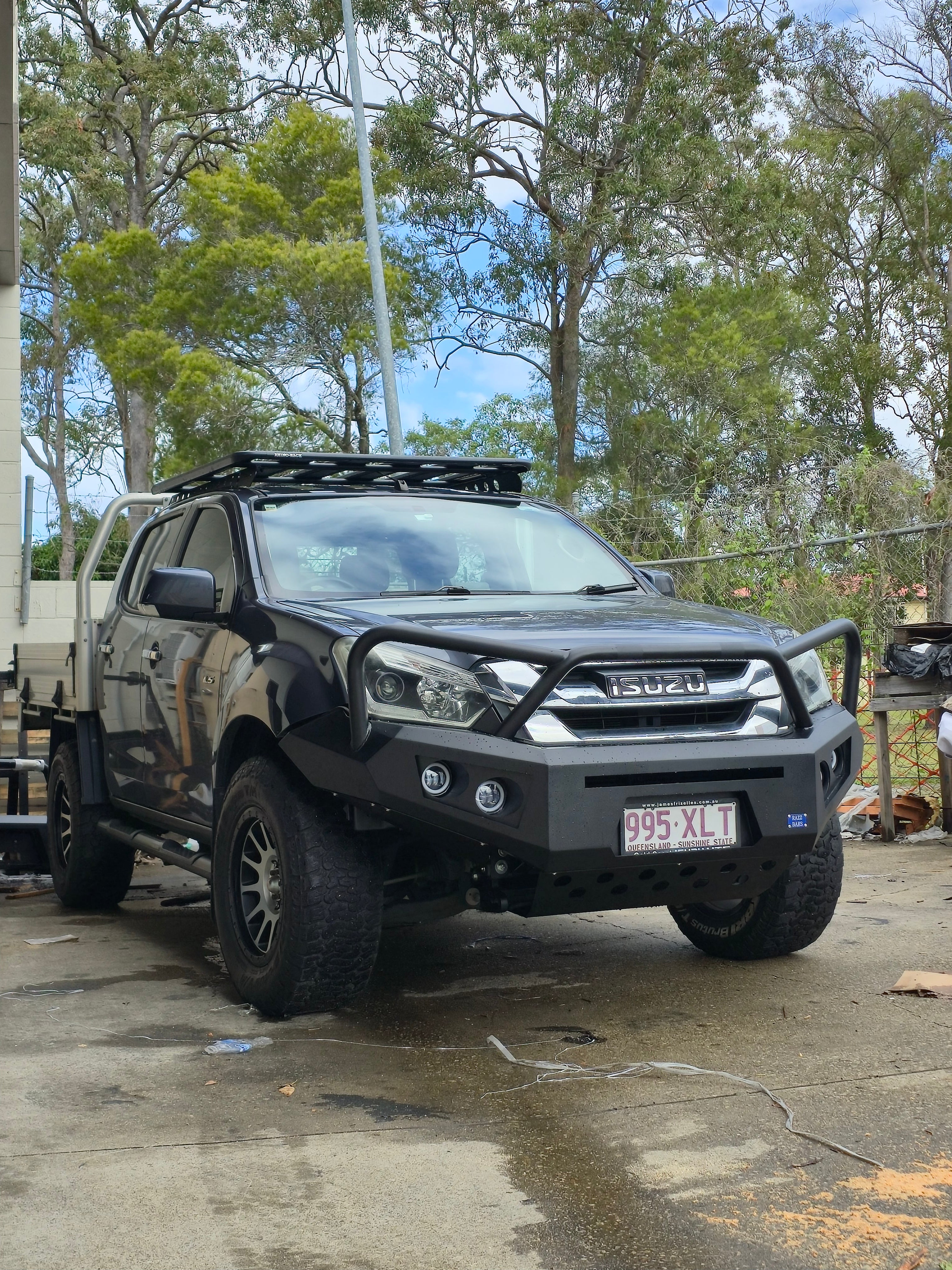 RAZZBAR ANGRY EYES DMAX 2017-20 IN STOCK