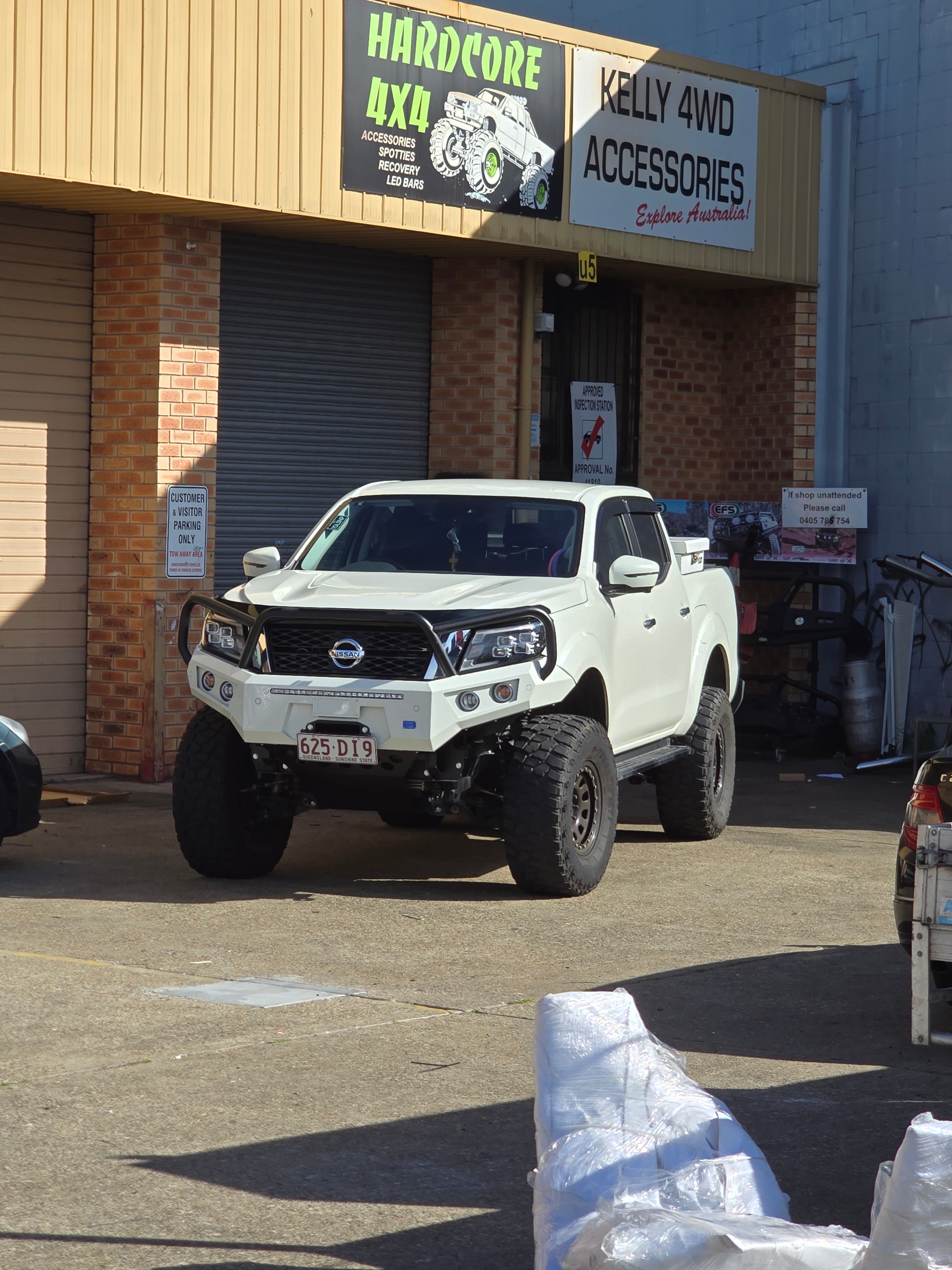 RAZZBAR AGGRESSIVE ANGRY EYES NP300 SERIES 5 IN STOCK