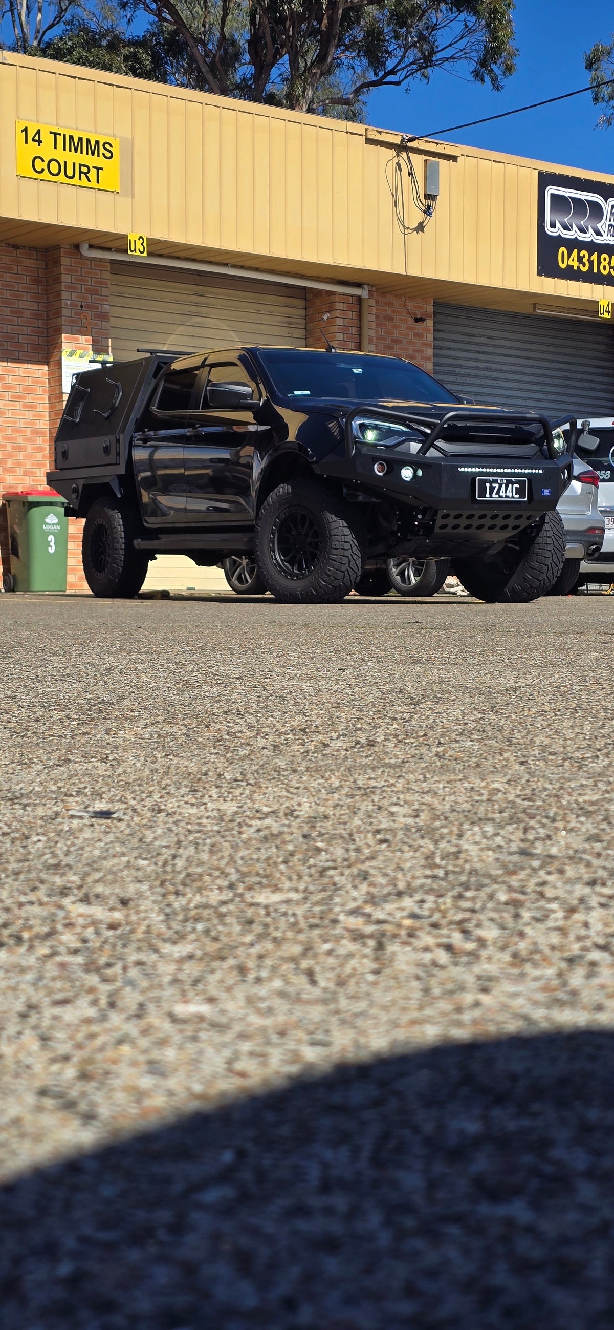 RAZZ BAR NEW DMAX ANGRY EYES FACELIFT LATE 2023-2025 💪