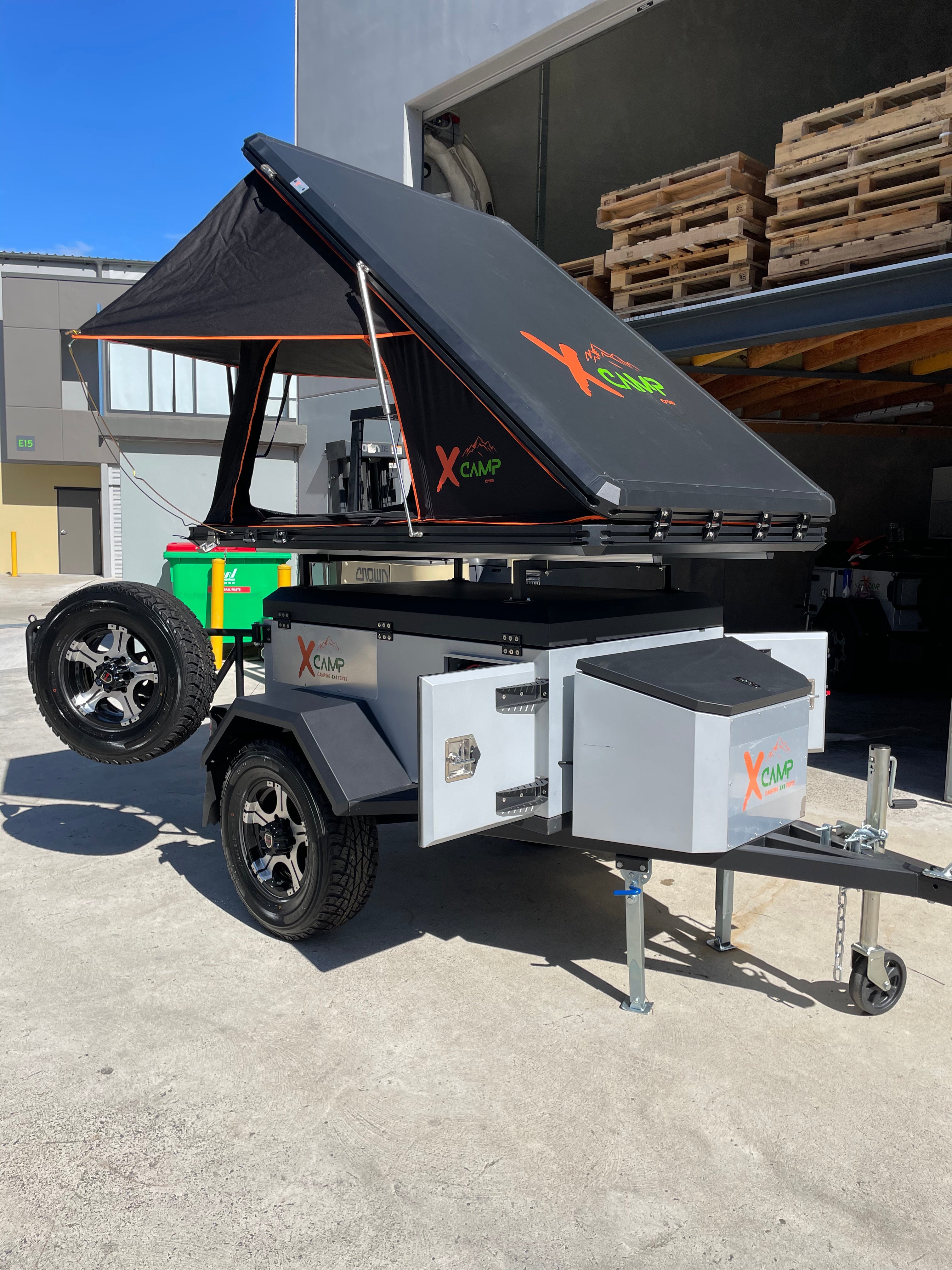 TX CRAWLER CAMPER TRAILER