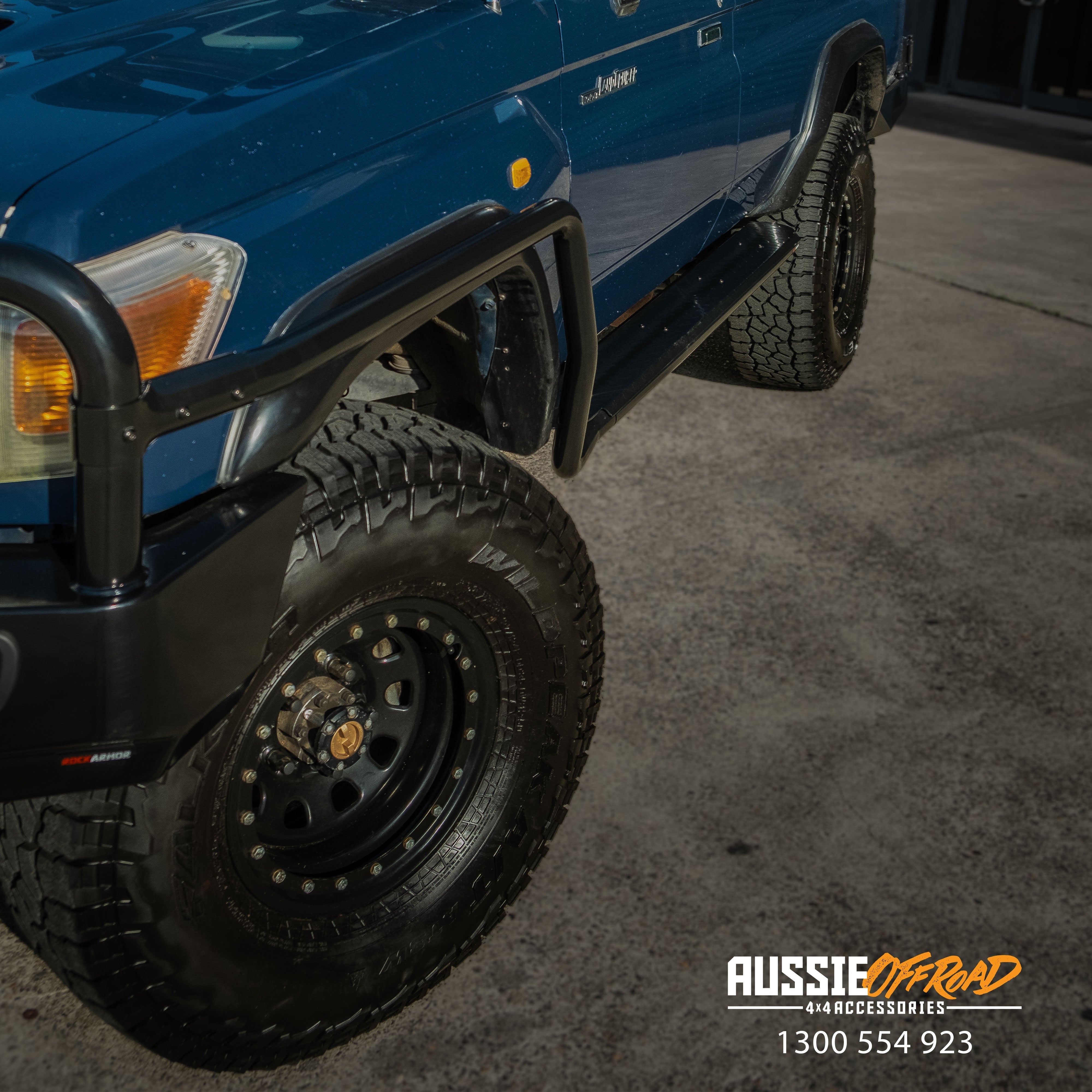 78 Series Landcruiser VDJ Troop Carrier Rocksliders - Rockarmor