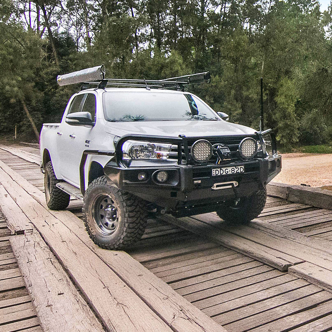 Toyota Hilux | 09/2015 -07/2020 | Protek Pack: Rockarmor Bull Bar, Runva Winch / Stedi Spotties