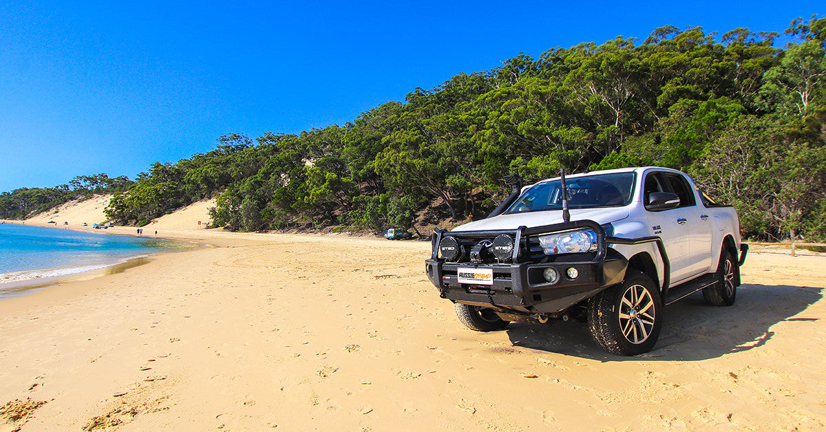 Toyota Hilux | 09/2015 -07/2020 | Protek Pack: Rockarmor Bull Bar, Runva Winch / Stedi Spotties
