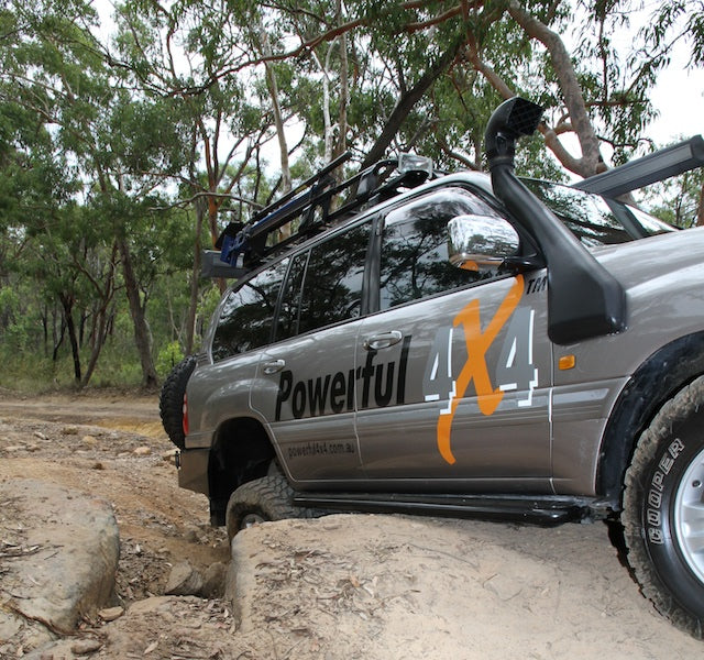 Rockarmor Rockslider Side Steps suits 100 Series Landcruiser IFS