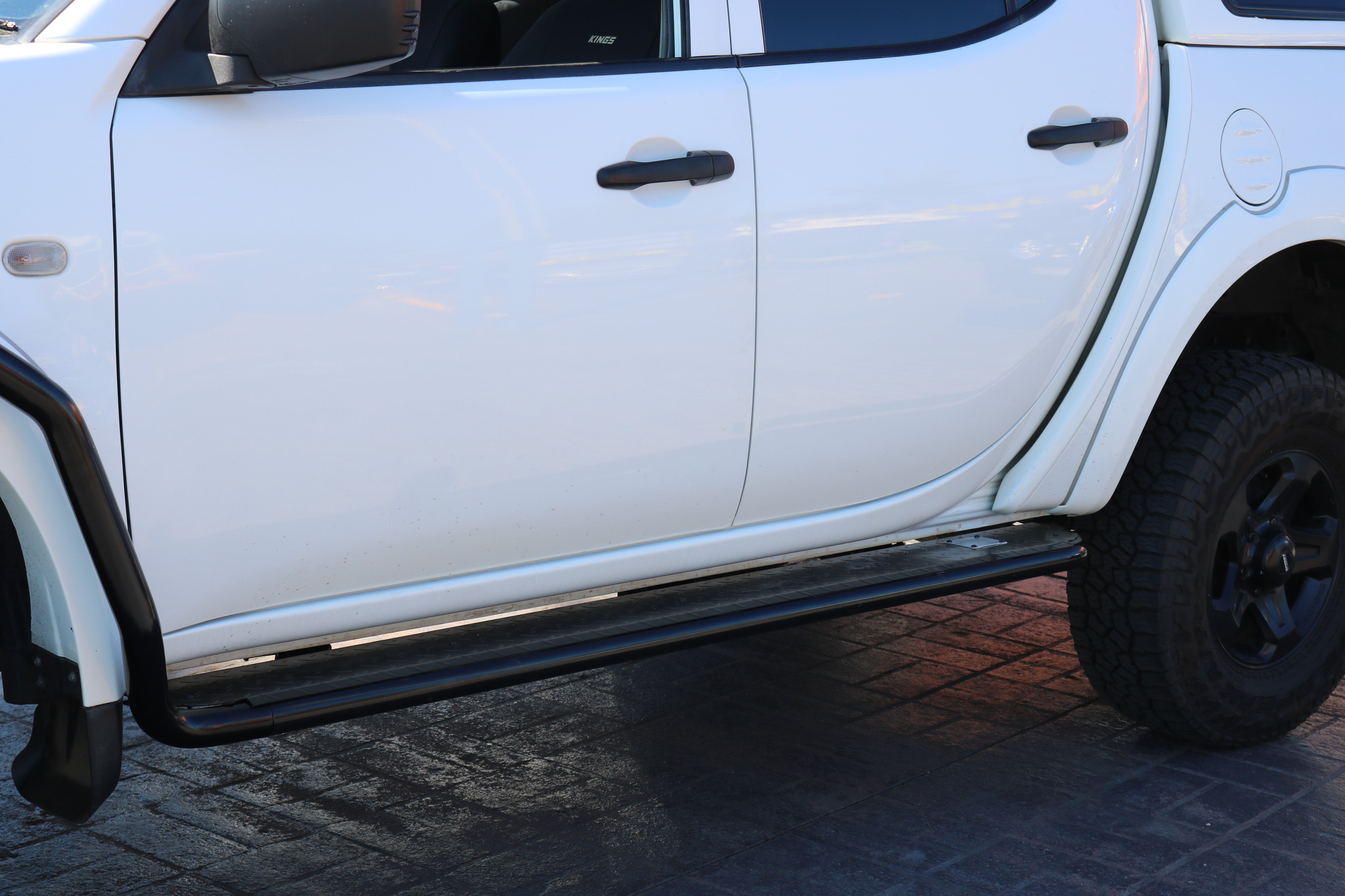 Mitsubishi MN-ML Triton Rockarmor Rockslider Heavy Duty Side Steps