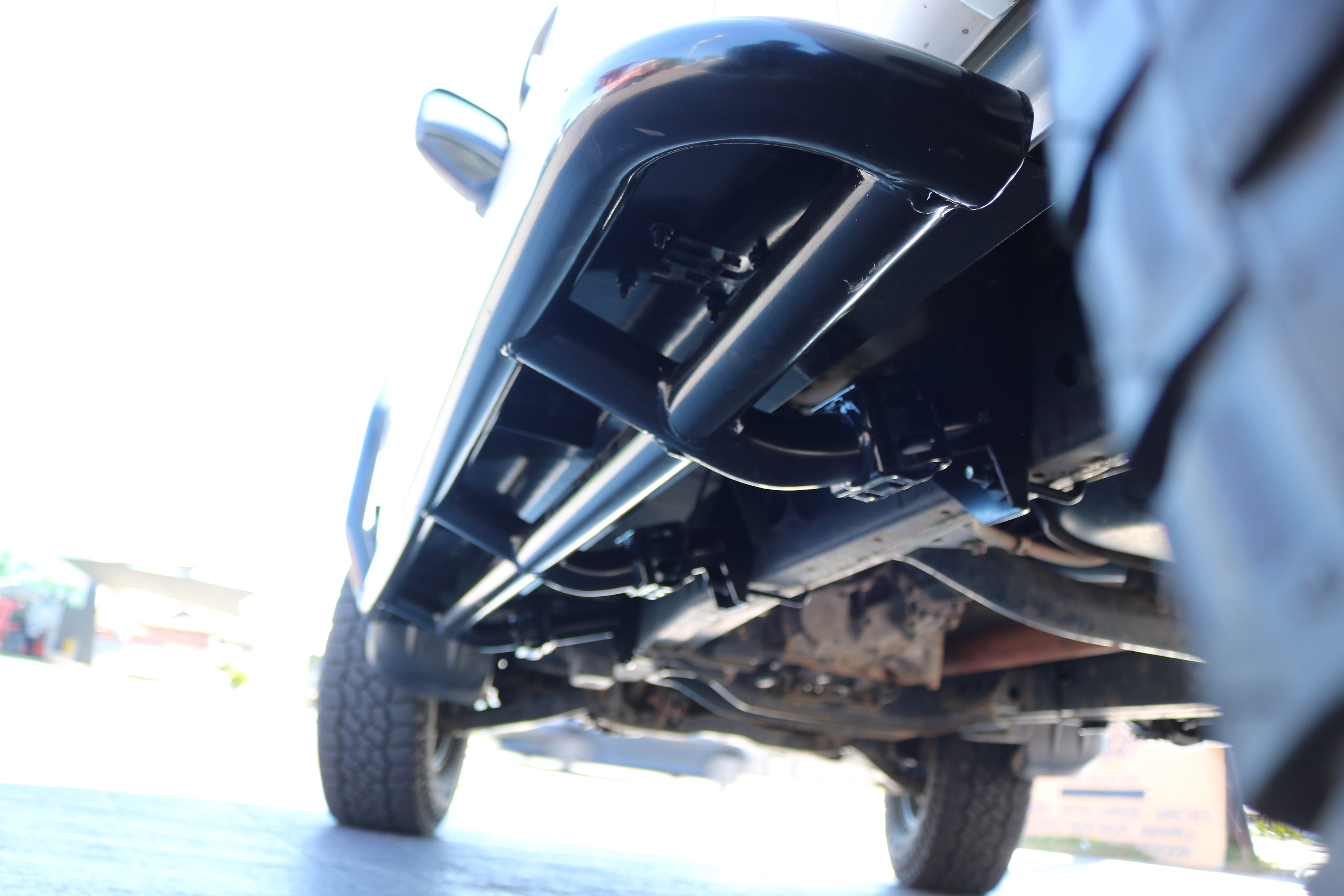 Mitsubishi MN-ML Triton Rockarmor Rockslider Heavy Duty Side Steps