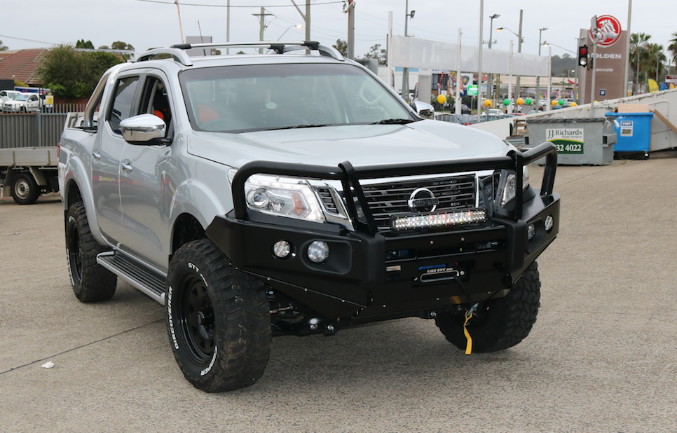 NP300 NAVARA OFFROAD PACK - BULL BAR, WINCH, LED SPOTTIES