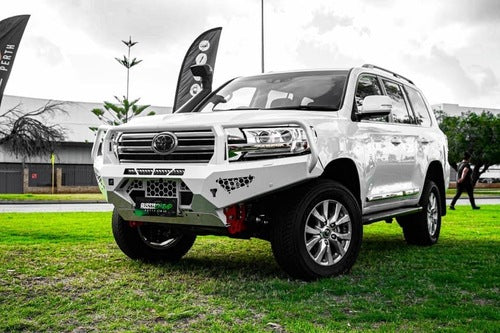 Offroad Animal Toro Bull Bar - Toyota LC 200 Series (2015+)