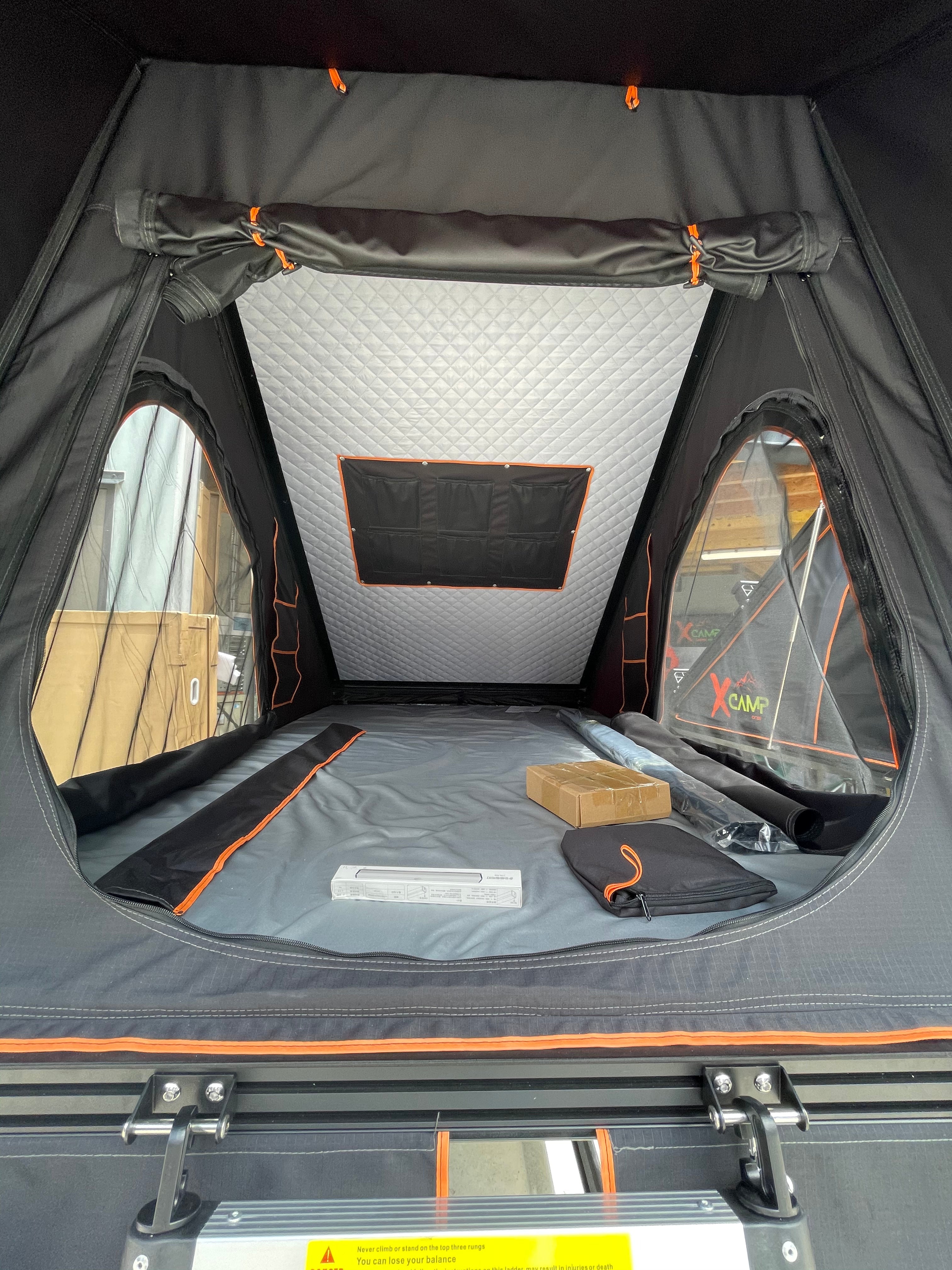 CX600 Rooftop Tent