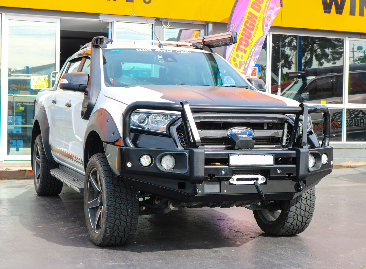 PX Ranger offroad Pack - Bull Bar, winch, led spotties