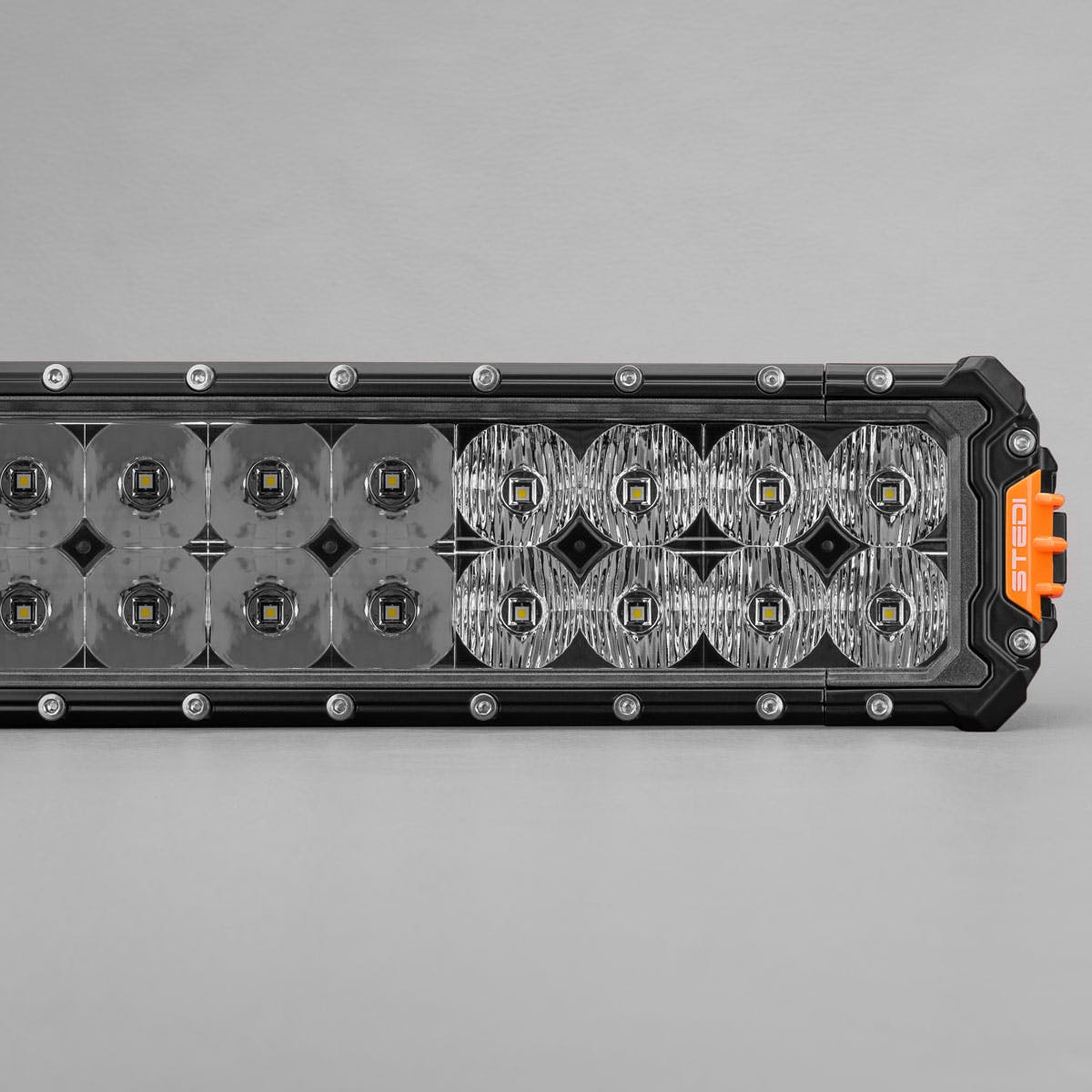 ST3303 PRO 23.3 INCH 32 LED Light Bar